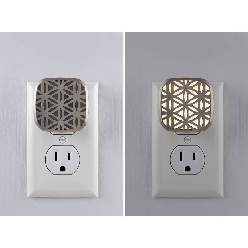 slide 5 of 14, Energizer LED Mini Deco Lights Flower Design 2pk: Plug-In Nightlights, Electric, White, All Ages, 5 Watts, No Assembly Required, 2 ct