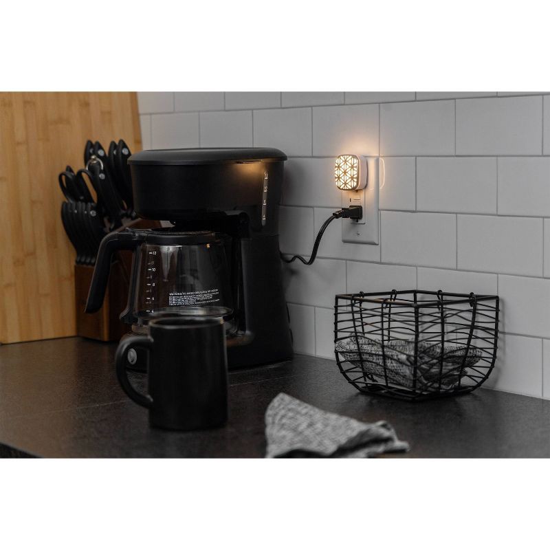 slide 6 of 14, Energizer LED Mini Deco Lights Flower Design 2pk: Plug-In Nightlights, Electric, White, All Ages, 5 Watts, No Assembly Required, 2 ct