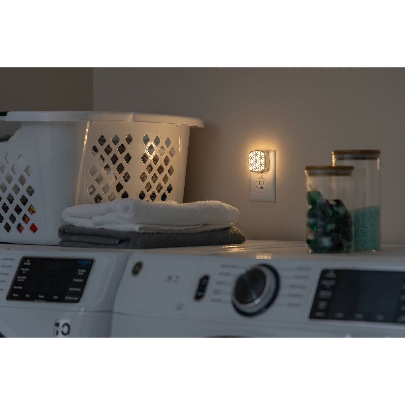 slide 7 of 14, Energizer LED Mini Deco Lights Flower Design 2pk: Plug-In Nightlights, Electric, White, All Ages, 5 Watts, No Assembly Required, 2 ct