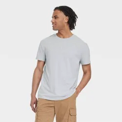 Men's Short Sleeve T-Shirt - Goodfellow & Co™ Heather Gray M