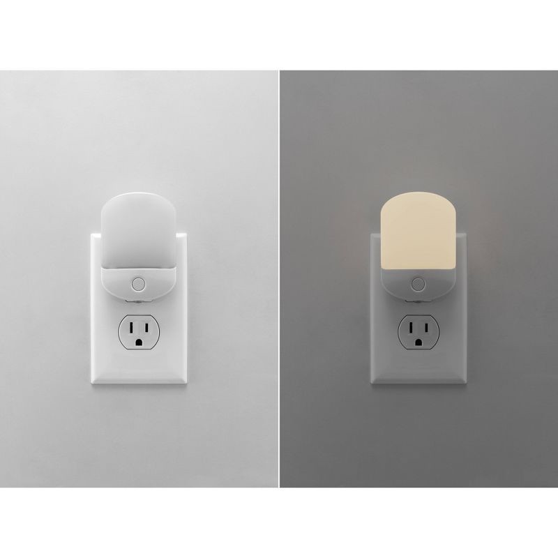 slide 5 of 14, Energizer Color Changing LED Light Sensing Night Light: Plug-In Nightlight for Kids', Electric Wall Plug, 0.5W LED, 1 ct