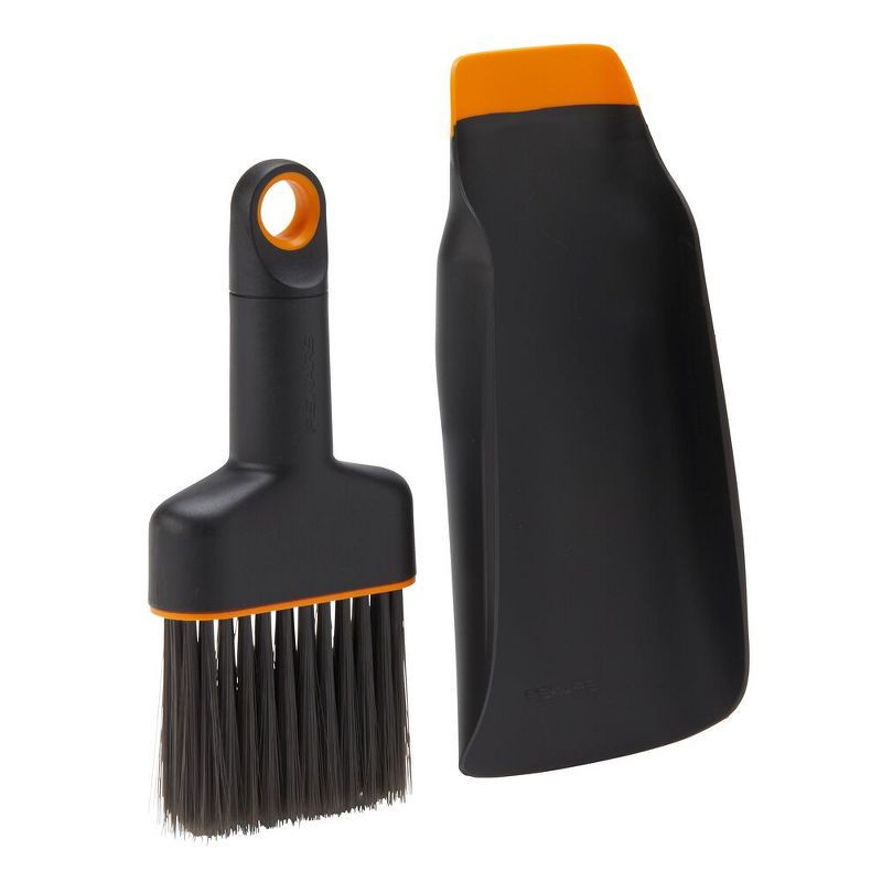 slide 8 of 10, Fiskars 2pc Scoop and Brush Garden Tool Set Black, 2 ct