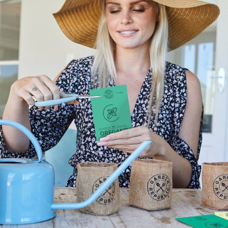 slide 2 of 3, Garden Republic Pizza Making Grow Kit, 1 ct