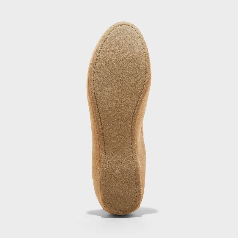 slide 4 of 4, Women's Danielle Scrunch Ballet Flats with Memory Foam Insole - Universal Thread™ Beige 6.5: Pull-On, Closed Round Toe, 1 ct
