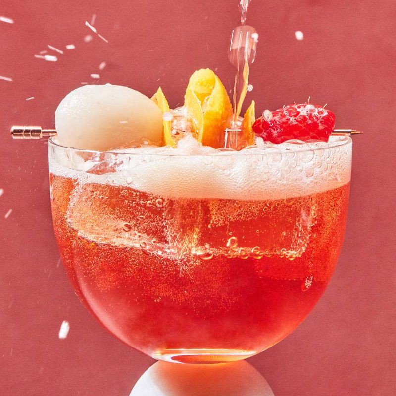 slide 4 of 5, De Soi Très Rosé Non-Alcoholic Aperitif - 4pk/8 fl oz Cans, 4 ct, 8 fl oz