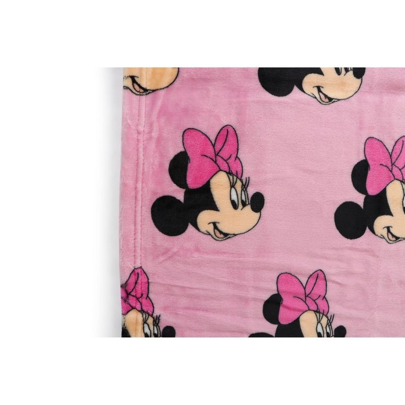 slide 5 of 6, Minnie Mouse Pillow and Throw, 1 ct