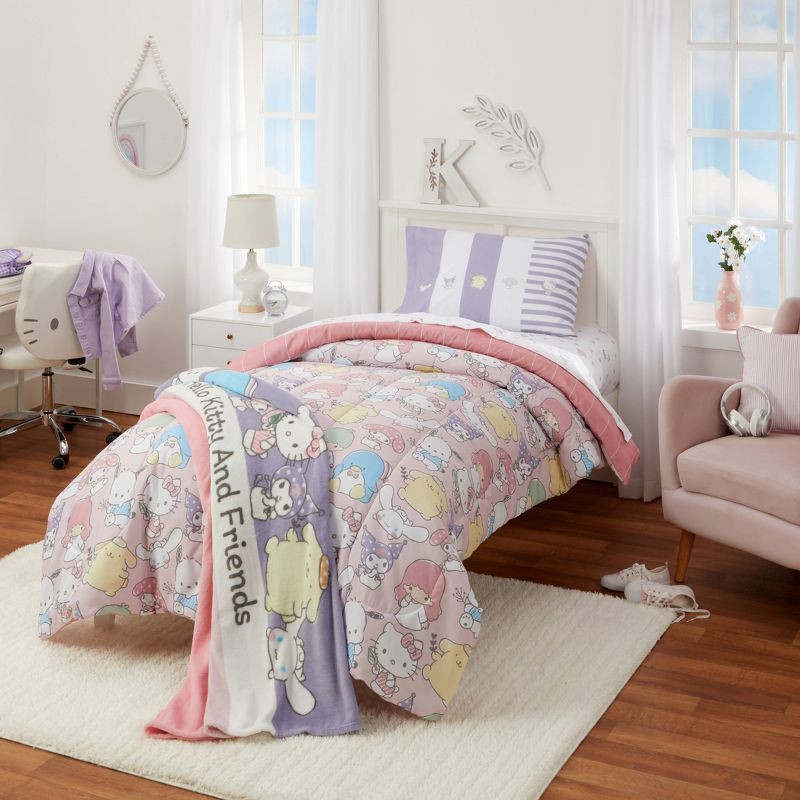 slide 5 of 5, Hello Kitty Twin Comforter, 1 ct