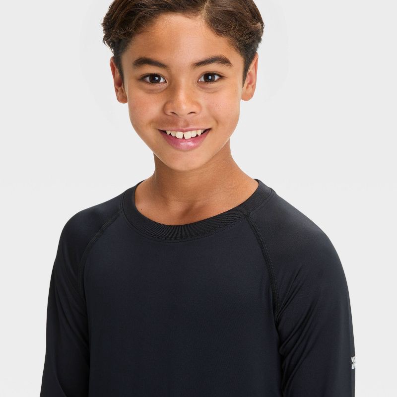 slide 3 of 3, Boys' Long Sleeve Fitted Crewneck T-Shirt - All In Motion™ Black L, 1 ct