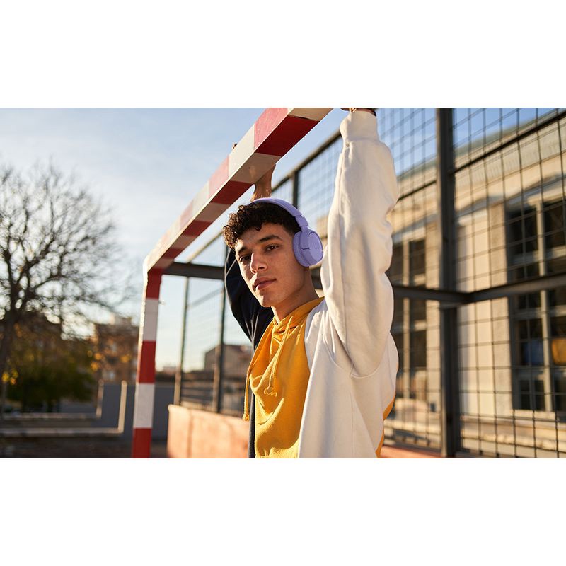 slide 18 of 19, JBL Tune 520BT Bluetooth Wireless On-Ear Headphones - Black: USB-C Connection, Built-In Mic, 1 ct