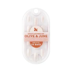 Olive & June Press-On Fake Nails - M Oval - Pure White Syrup Gradient - 42ct