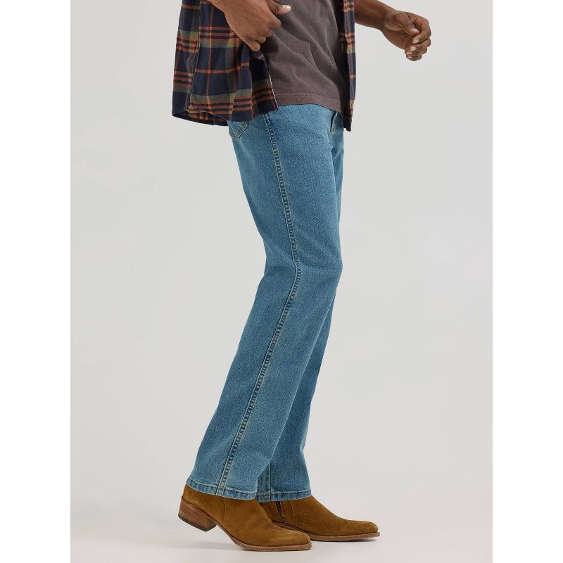 slide 3 of 7, Wrangler Men's Relaxed Fit Straight Jeans - Light Wash 32x32: Midweight Denim, Mid Rise, Stretch, Machine Washable, 1 ct
