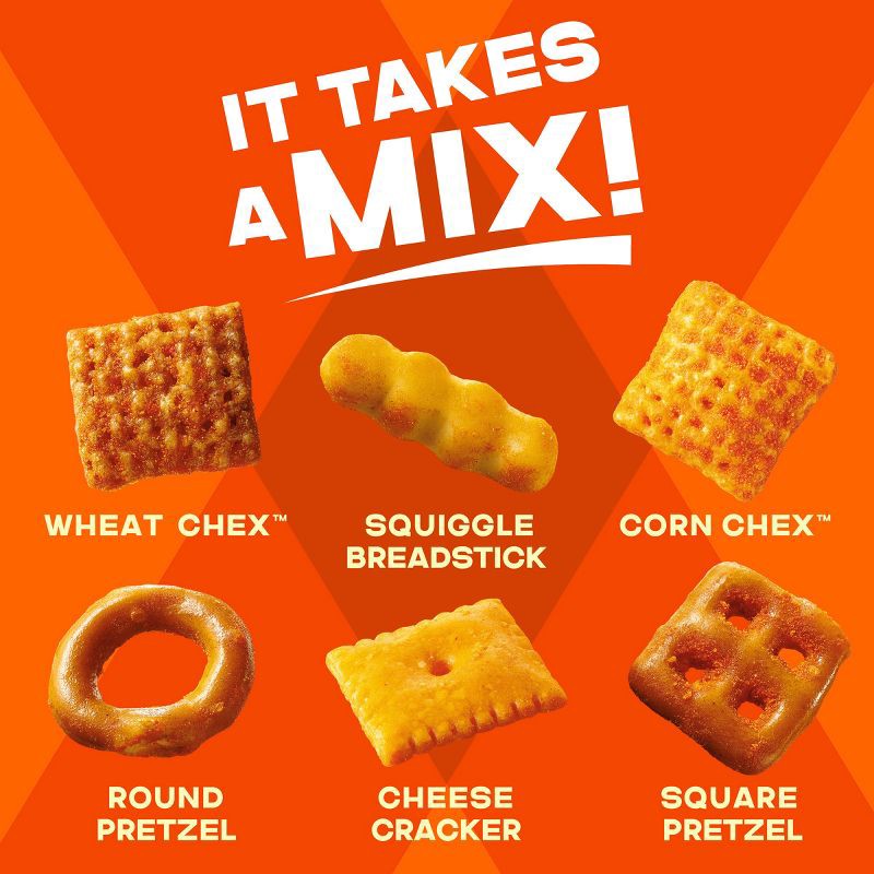 slide 4 of 9, Chex Mix Cheddar Large - 13.5oz, 13.5 oz