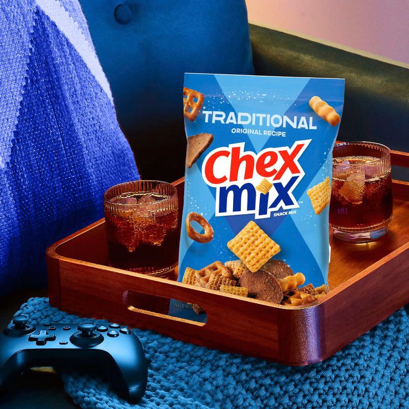 slide 5 of 9, Chex Mix Traditional Large - 13.5oz, 13.5 oz