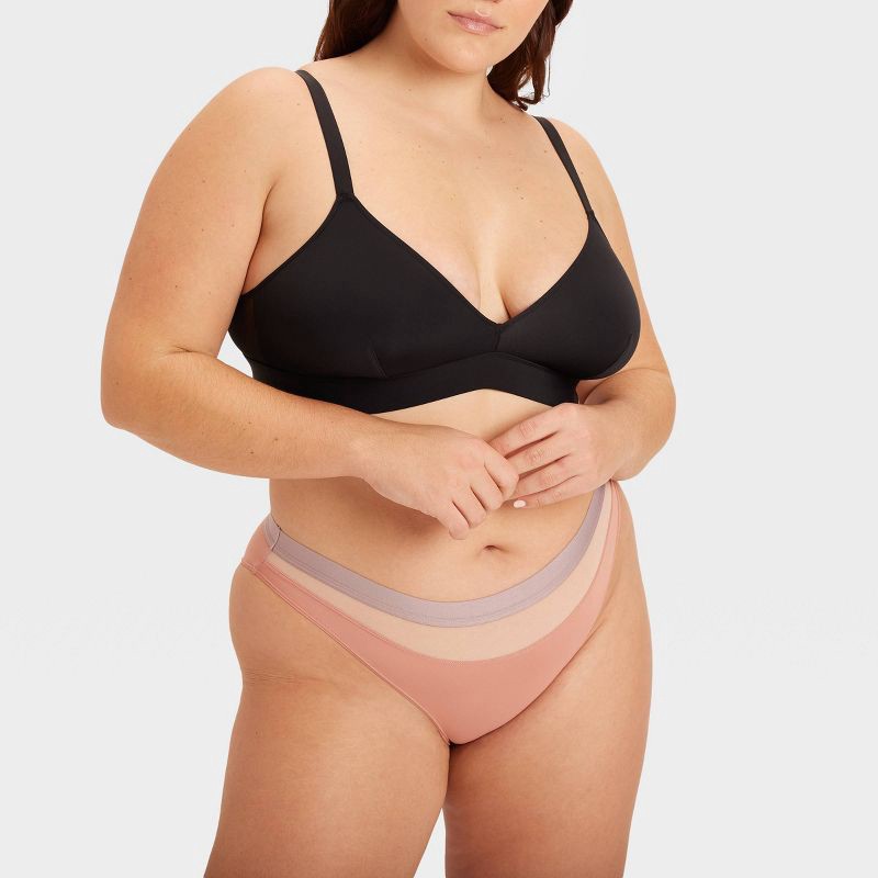 slide 9 of 12, Parade Women's Re:Play Triangle Wireless Bralette - Eightball 2XL: Adjustable Strap, Unpadded, Plus Size, 1 ct