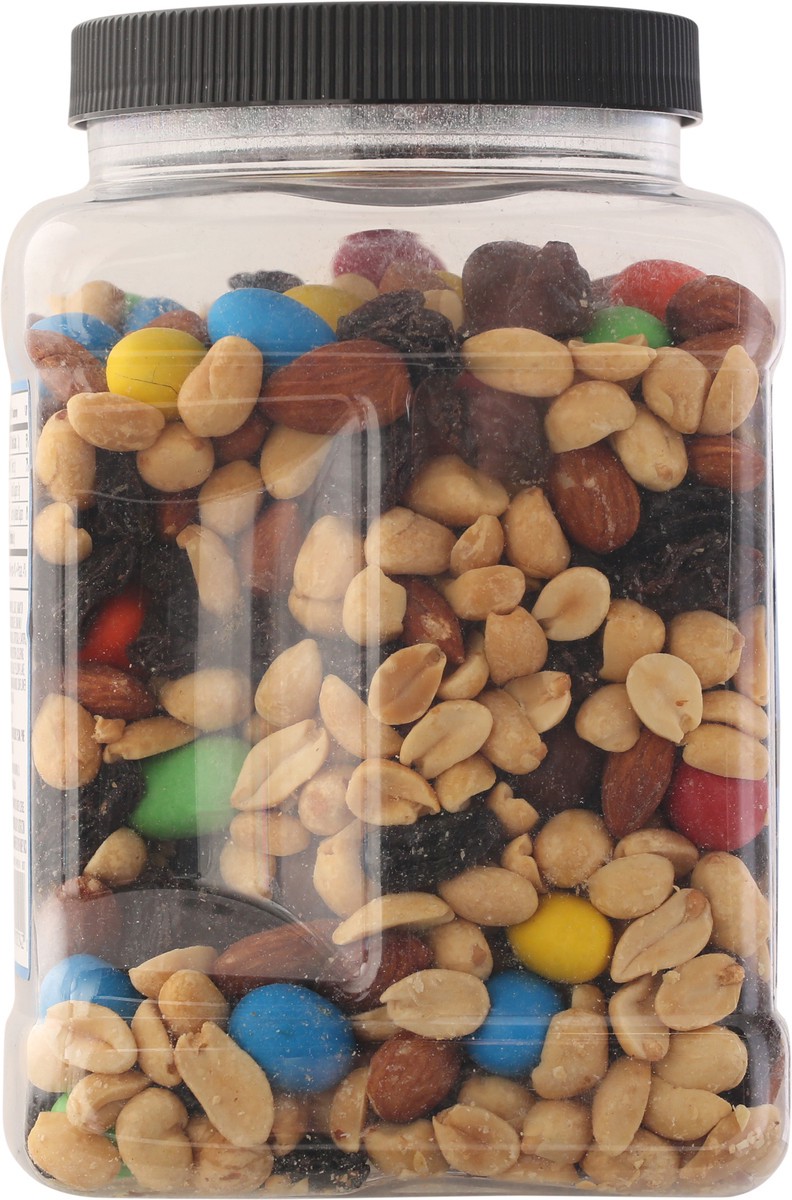 slide 7 of 9, Signature SELECT Trail Mix Peanut Lovers Mountain, 30 oz