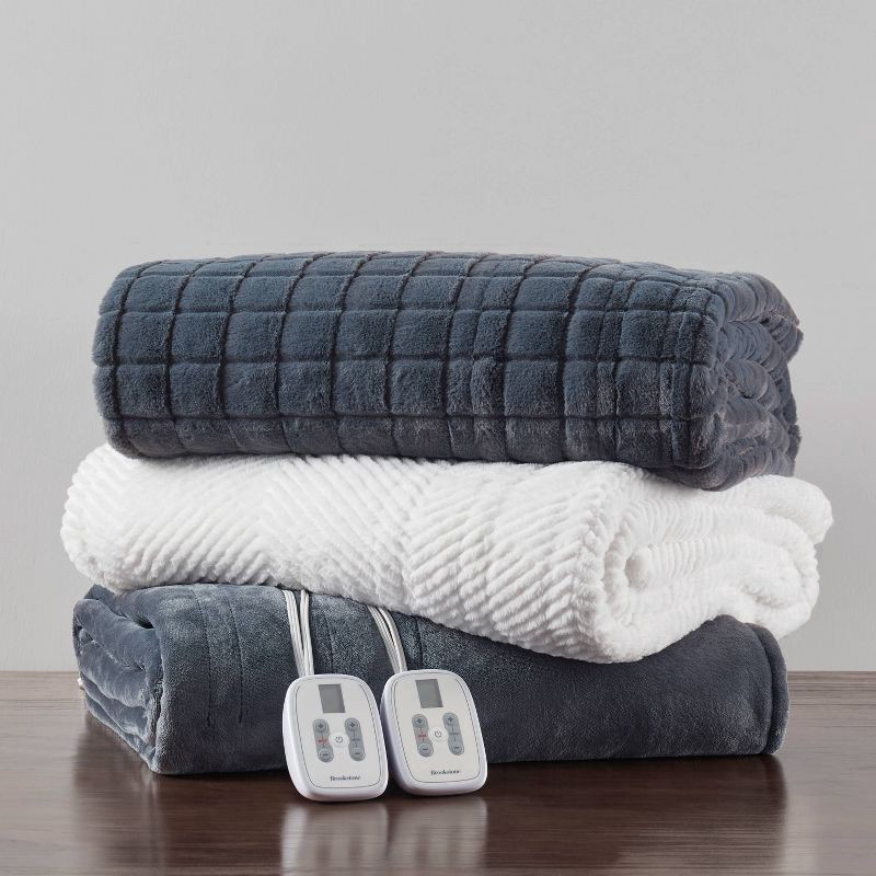 slide 4 of 10, Brookstone Twin Heated Blanket Gray Plush, 1 ct