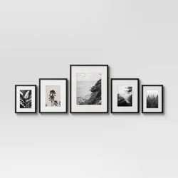 (Set of 5) Traditional Mixed Frames Black - Room Essentials™