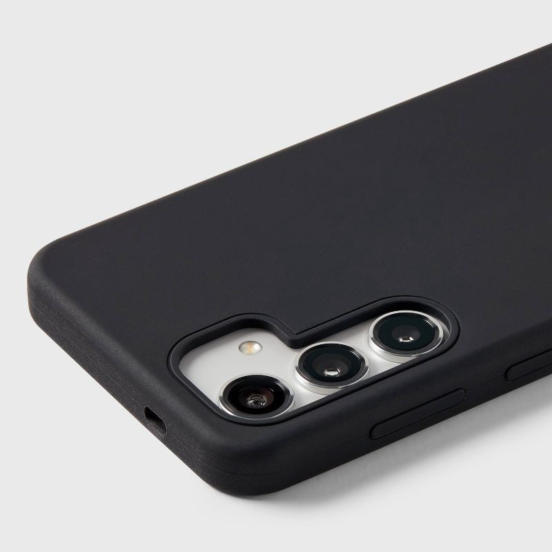 slide 3 of 4, Samsung Galaxy S24 Silicone Phone Case - heyday™ Black, 1 ct
