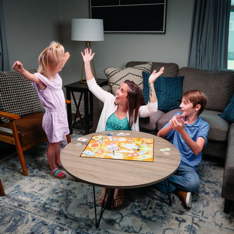 slide 13 of 15, Bluey Scavenger Hunt Game, 1 ct