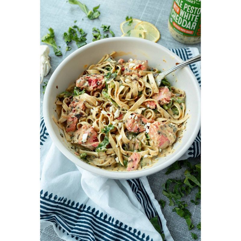 slide 4 of 7, Sonoma Gourmet Kale Pesto with White Cheddar Gluten Free Pasta Sauce - 25oz, 25 oz