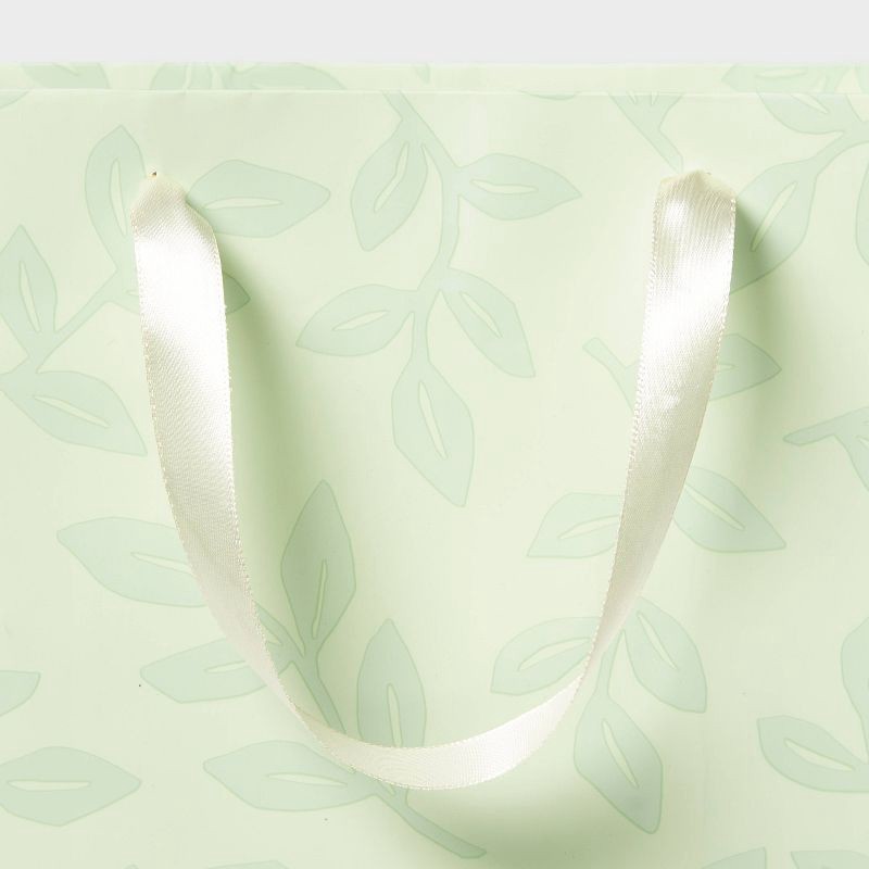 slide 3 of 3, Large Leaf Gift Bag Green - Spritz™, 1 ct