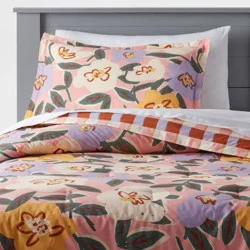 Full/Queen Flower/Plaid Reversible Kids' Comforter Set - Pillowfort™