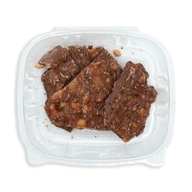 slide 1 of 1, R.M. Palmer Company Hy-Vee Drizzled Peanut Brittle, 8 oz