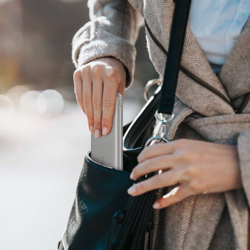 slide 6 of 8, Belkin 10000mAh Power Bank 15W USB-A + USB-C - Silver, 1 ct