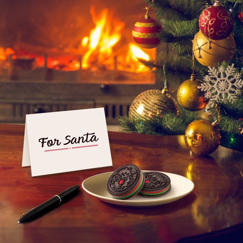 slide 3 of 17, Oreo Red and Green Festive Limited Edition Christmas Cookies - 7.14oz/14ct, 7.14 oz, 14 ct