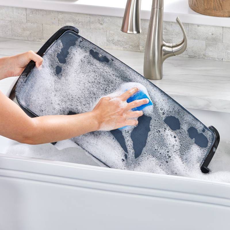 slide 5 of 6, BLACK+DECKER 20" Family-Sized Electric Griddle Black: Nonstick, Tabletop, Temperature Control, 1500W, 1 ct