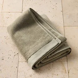 Modal Bath Towel Olive - Casaluna™
