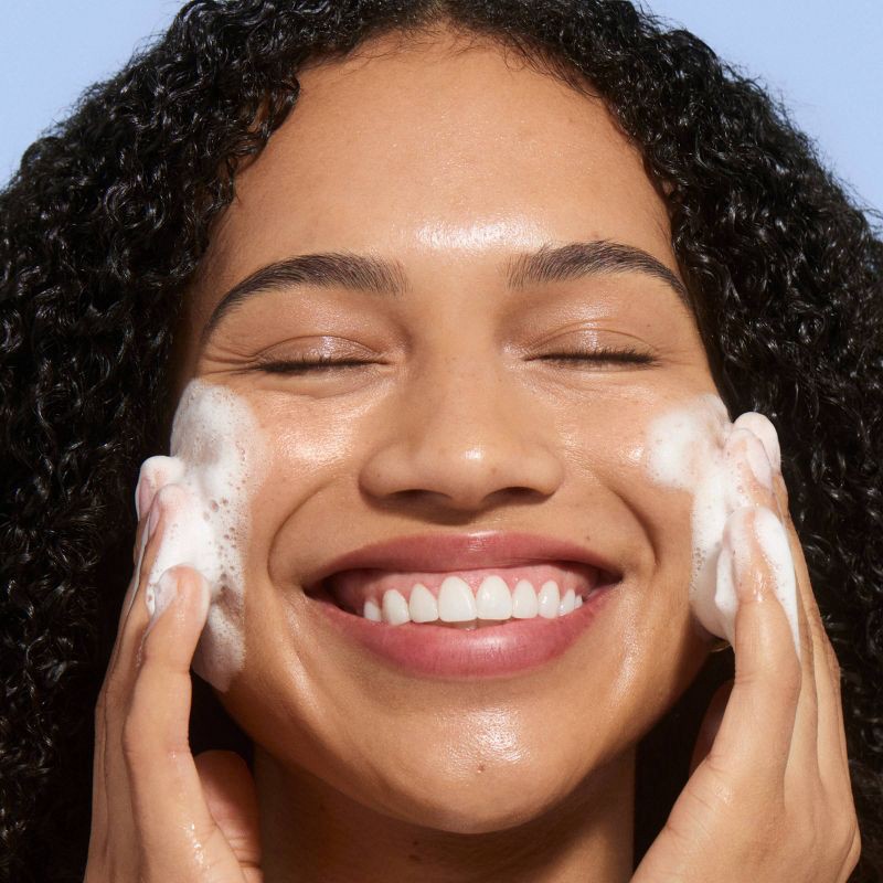 slide 6 of 7, Curology Hydro+ Gel-to-Foam Cleanser - 5 fl oz, 5 fl oz