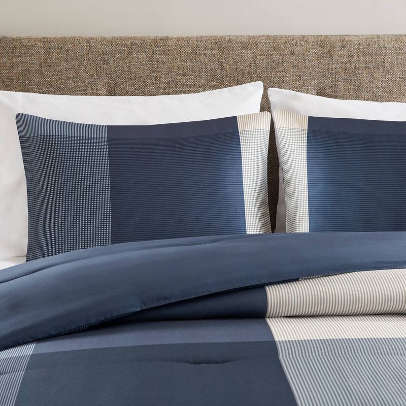 slide 3 of 7, 5pc King Plaid Bedding Set Blue, 5 ct
