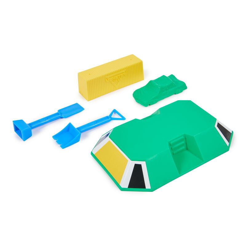 slide 9 of 9, Monster Jam Dirt Arena (Target Exclusive), 1 ct