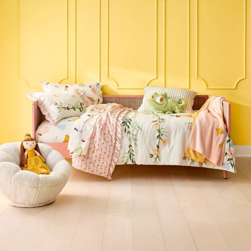 slide 2 of 5, Princess 'Follow Your Dreams' Kids' Throw Blanket - The Disney Collection by Pillowfort™, 1 ct