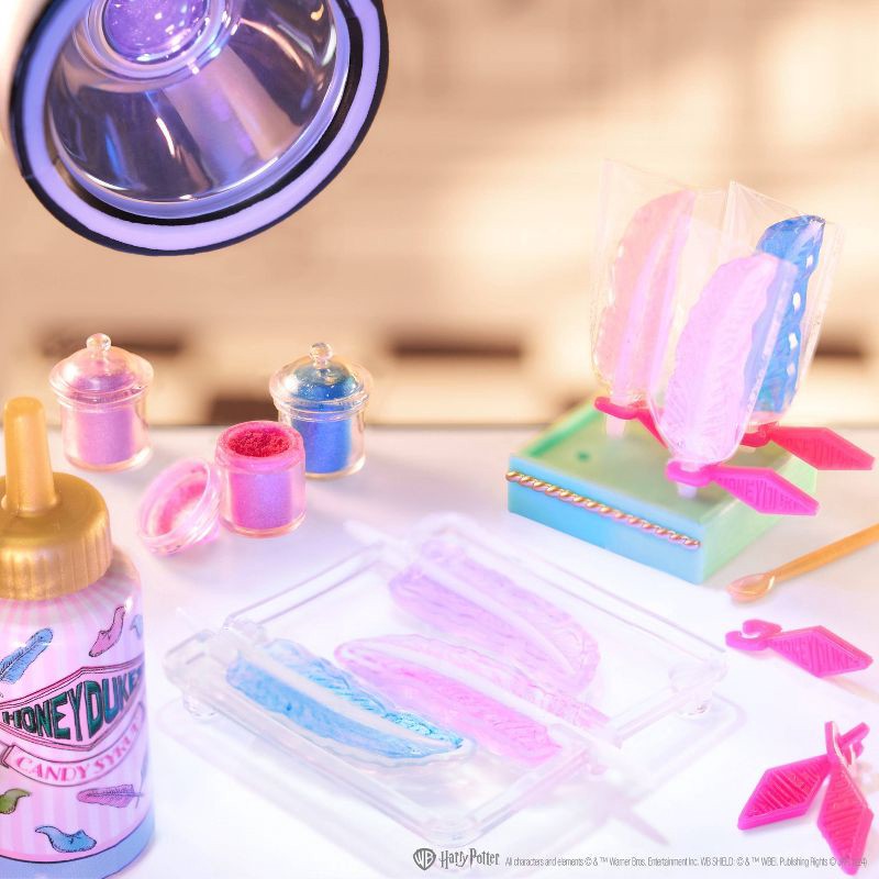 slide 4 of 6, MGA's Miniverse Make It Mini Honeydukes Harry Potter: Polypropylene Mini Figure with Accessory Pieces, 1 ct