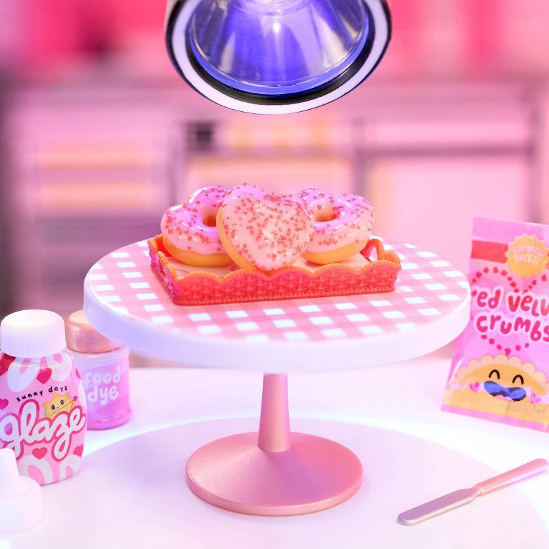 slide 3 of 6, MGA's Miniverse Make It Mini Valentine's, 1 ct