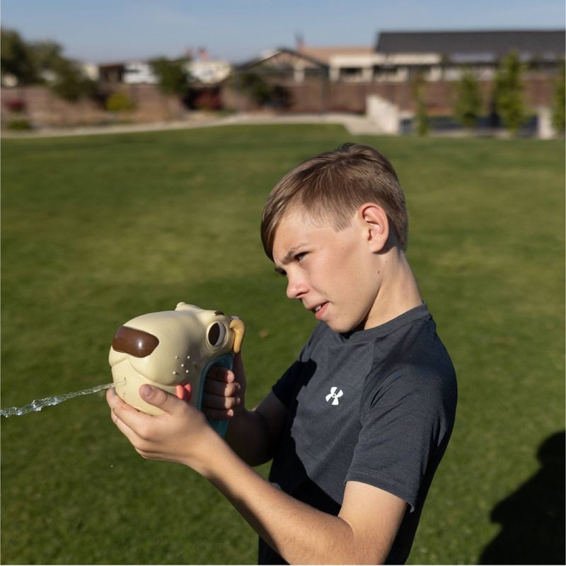 slide 4 of 7, Chuckle & Roar Squirty Squirts Electric Water Blaster - Dog, 1 ct