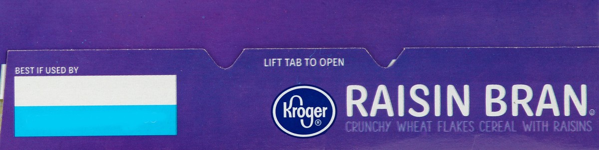 slide 6 of 10, Kroger Raisin Bran Cereal, 23.5 oz