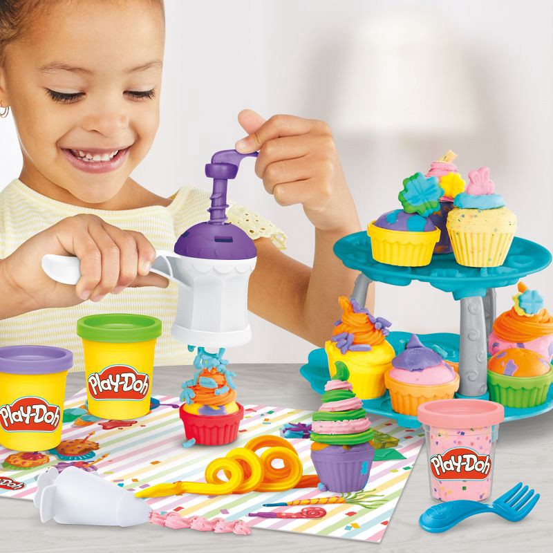 slide 6 of 12, Play-Doh Cupcake Tower Playset , Christmas Gifts for Kids', 1 ct