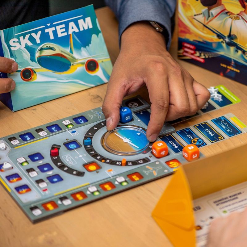 slide 5 of 5, Hachette Boardgames Sky Team Board Game, 1 ct