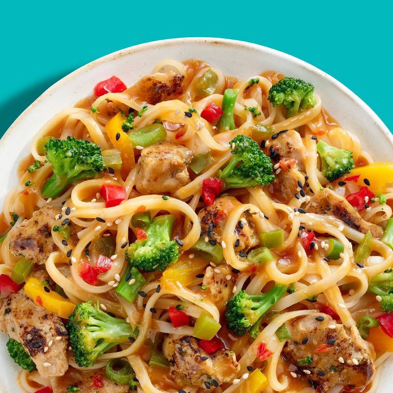 slide 2 of 8, Mings Sweet Chili Chicken & Broccoli Asian Noodles - 10oz, 10 oz