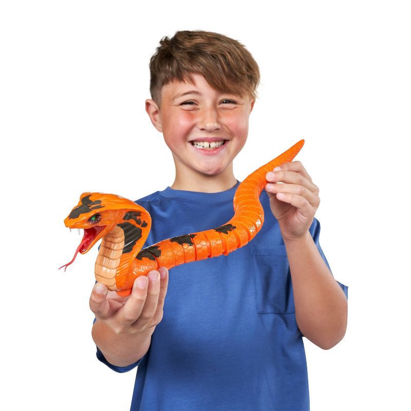 slide 7 of 9, Robo Alive Cobra Mini Figure Animal Figure, 1 ct