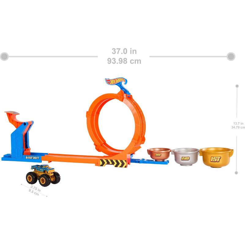 slide 5 of 6, Hot Wheels Monster Truck Loop-and-Flip Trophy Challenge Playset & Diecast Bigfoot Toy, 1 ct