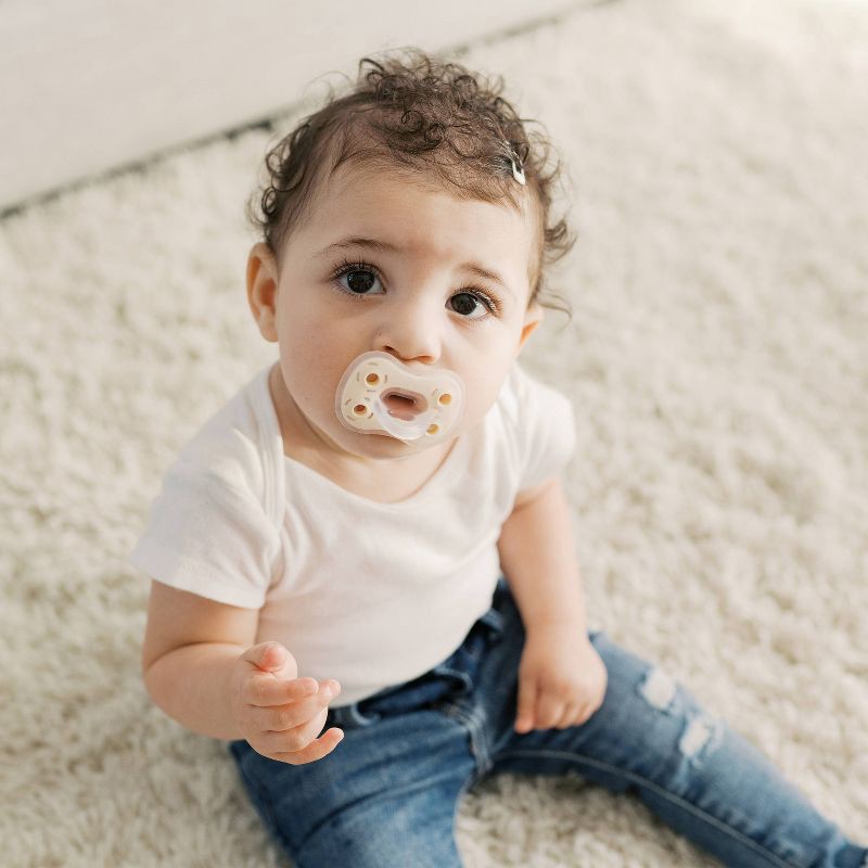 slide 14 of 18, Dr. Brown's Advantage One-Piece Lightweight Silicone Pacifier Stage One, with one Glow-in-the-Dark Pacifier - 3pk, 3 ct