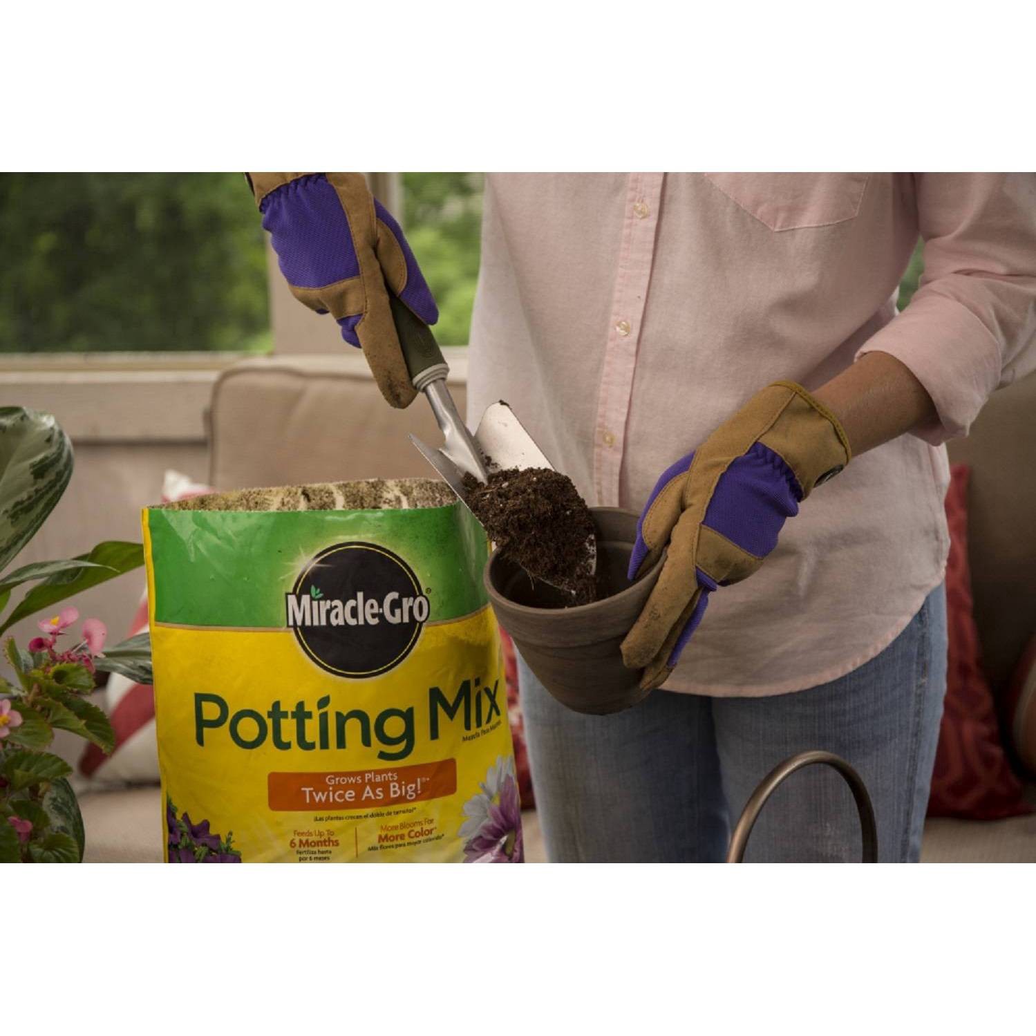 slide 5 of 9, Miracle-Gro Premium Potting Mix 8qt, 8 qt