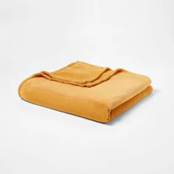 Twin/Twin XL Plush Blanket Peach Yellow - Room Essentials™