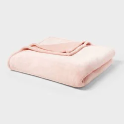 Full/Queen Microplush Blanket Pink - Threshold™