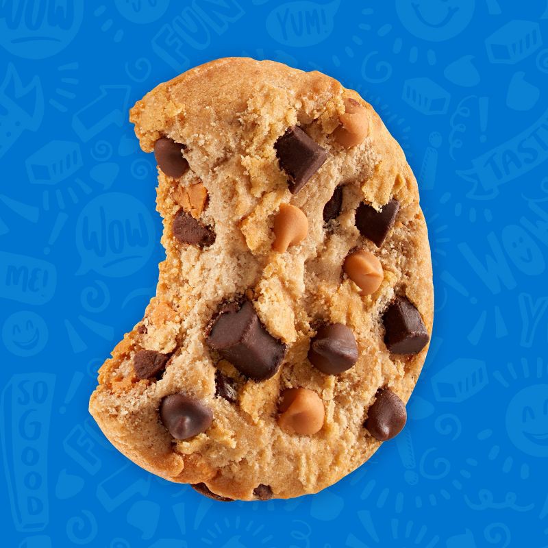 slide 2 of 12, Chips Ahoy! Chunky Chocolate Cookie Caramel Family Size - 13.88oz, 13.88 oz