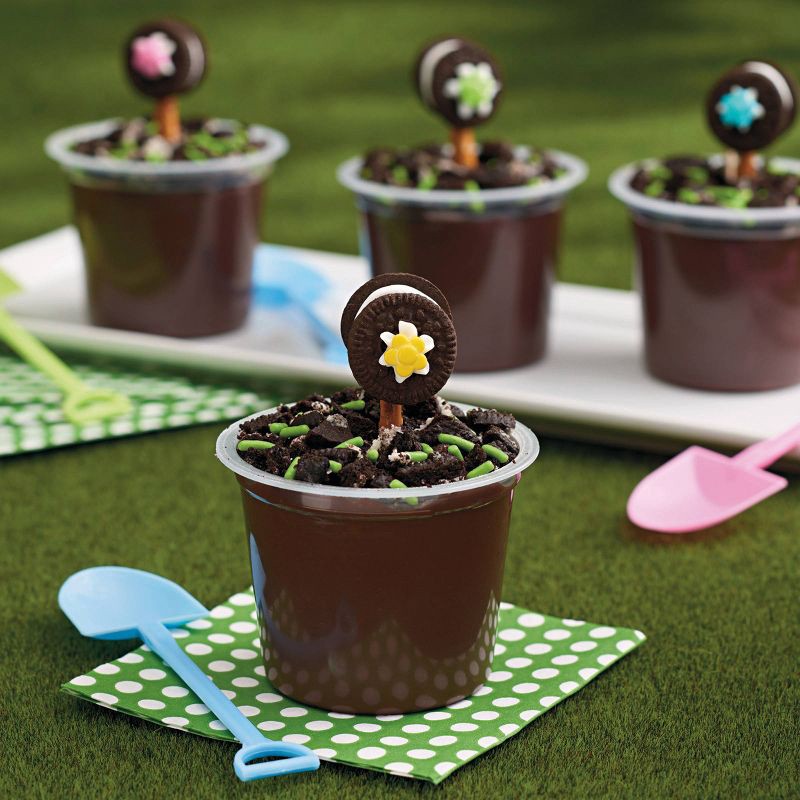 slide 10 of 17, Oreo Mini Chocolate Sandwich Cookies Snack Pack - 10oz/10ct, 10 ct; 10 oz